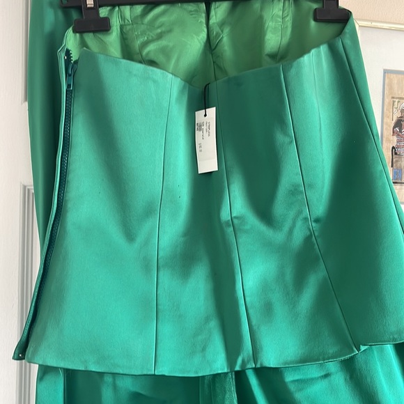 New freda’s 2 pieces skirts and strapless - Picture 9 of 10